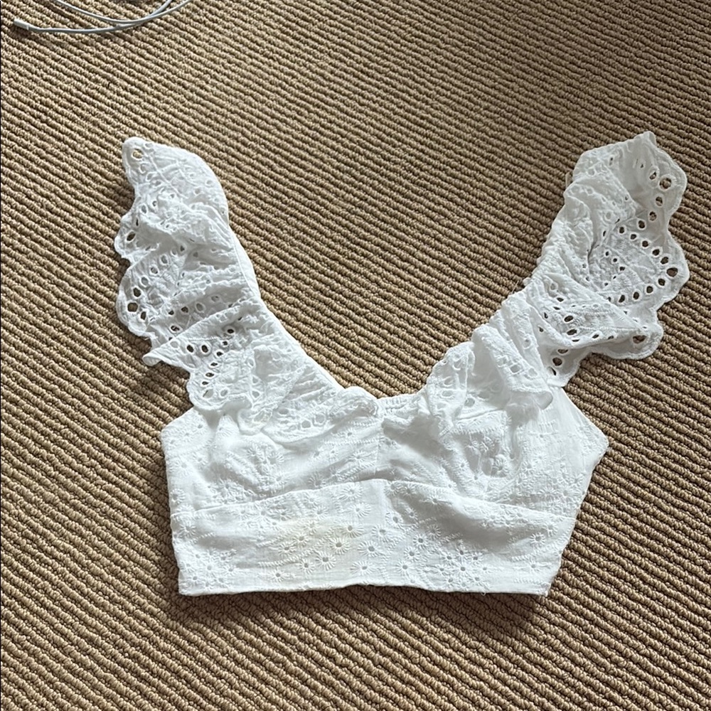 DO+BE White Textured Crop Top